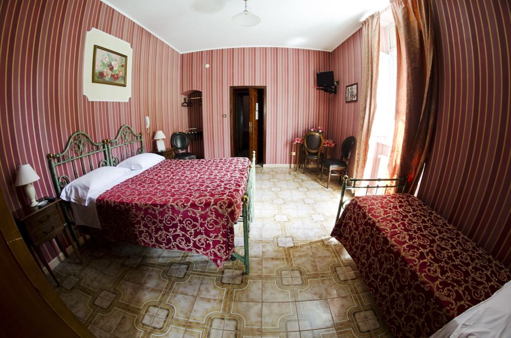 Hotel Villa Maria Over view