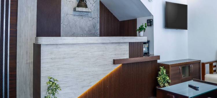 维纳亚加蒂鲁珀酒店(Hotel Vinayaga Tirupur)图片