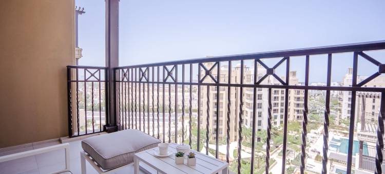 纳斯玛住宿酒店 - 公园岛屿布莱克里(Nasma Luxury Stays - Pastel-Colored Apt with Jaw-Dropping Marina Views)图片