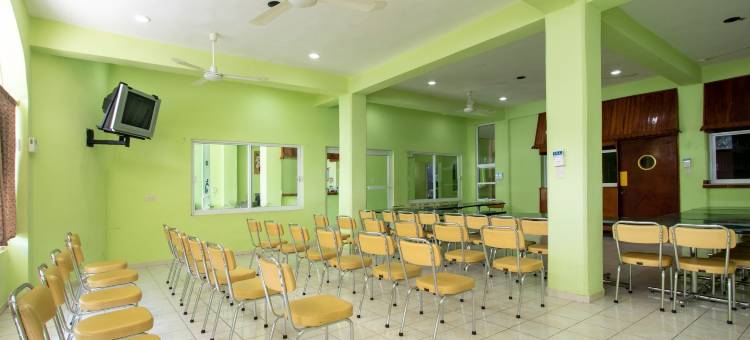 OYO Hotel Estacion，José Cardel，中央革命公园酒店(OYO Hotel Estacion,José Cardel,Parque Central Revolución)图片