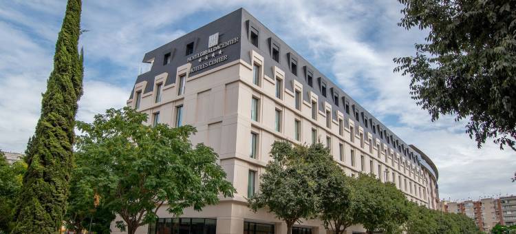 吉拉尔达中心酒店(Hotel Giralda Center)图片