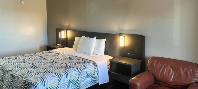 阿肯色州奥扎克 6 号汽车旅馆(Motel 6 Ozark, AR)图片