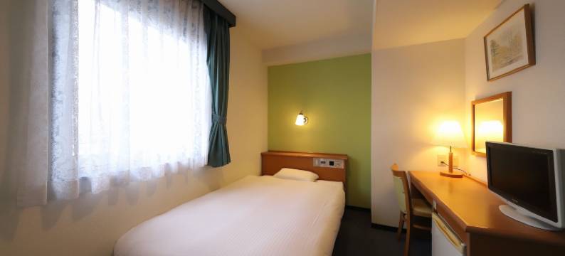 高冈站前微笑酒店(Smile Hotel Takaoka Ekimae)图片