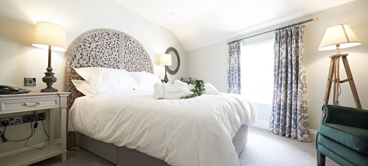 餐厅客房(Valentino s Restaurant with Rooms)图片