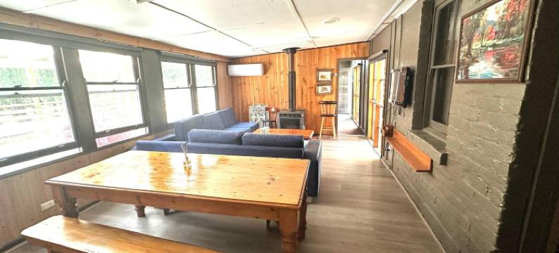 赞达拜卡林亚乡村旅馆(Carinya Village Jindabyne)图片