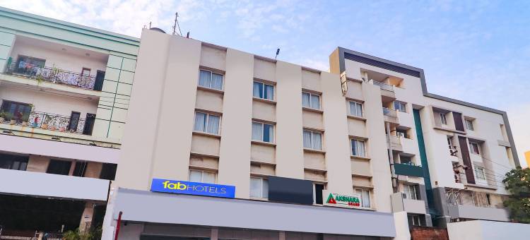 Fabhotel 阿克沙拉 伊诺特尔(FabHotel Akshara Innotel)图片