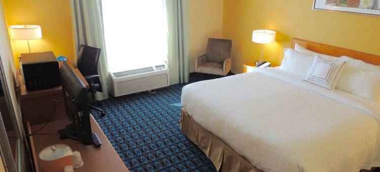 瓦尔帕莱索万枫酒店及套房(Fairfield Inn & Suites Valparaiso)图片