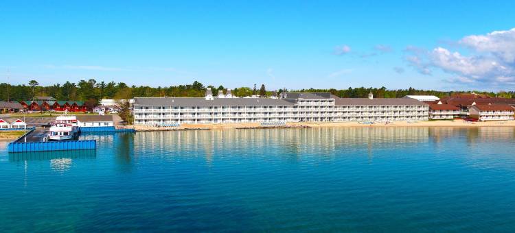 汉密尔顿精选海滨旅馆(Hamilton Inn Select Beachfront Mackinaw City)图片