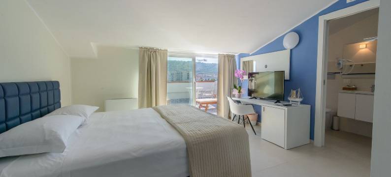 维斯塔玛瑞尔套房民宿(B&B Vistamare Suite)图片