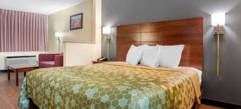 伊康套房旅馆(Econo Lodge Inn and Suites)图片