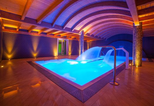 Mercure Olbia Hotel Overview