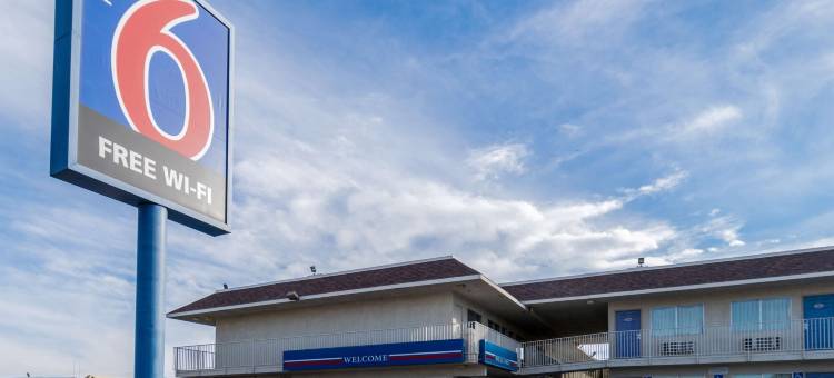 埃尔森特罗6号汽车旅馆(Motel 6 El Centro, CA)图片