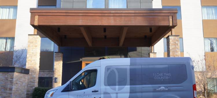 阿什维尔河艺术区乡村旅馆及套房 - 丽笙酒店集团(Country Inn & Suites by Radisson Asheville River Arts District)图片