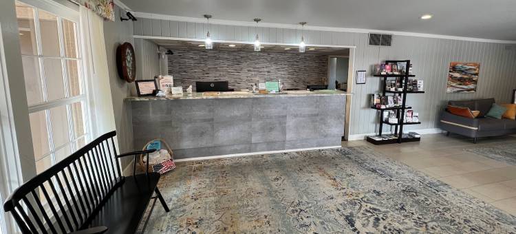 星期天之家套房酒店(Sunday House Inn and Suites)图片