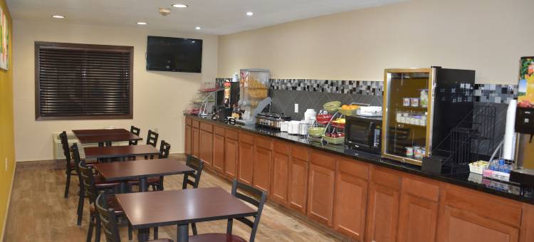 韦伯斯特城温德姆速8酒店(Super 8 by Wyndham Webster City IA)图片