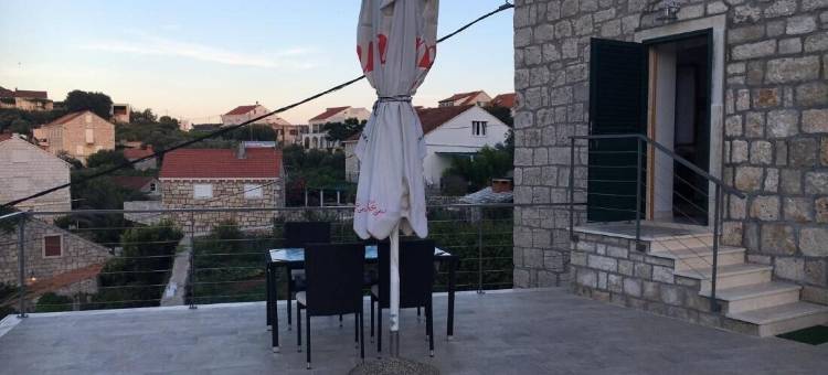 Apartmani Loredana - 一室公寓带海景(Apartmani Loredana - One-Bedroom Apartment with Sea View)图片