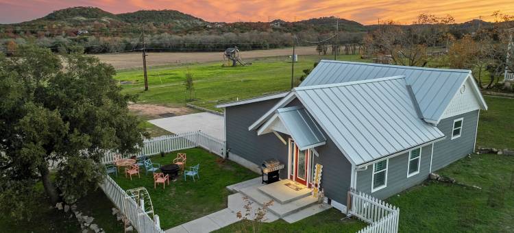 金斯比小屋 - 1卧室及山景(Kingsby Cottage - 1BR & Mountain Views)图片