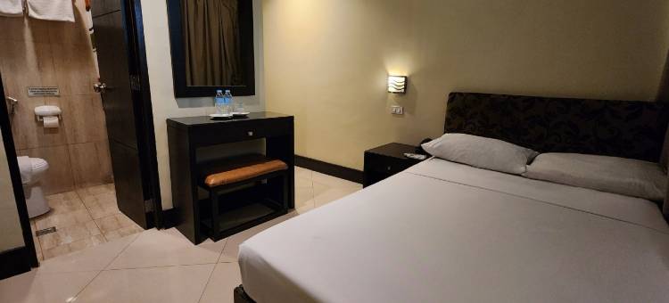 绿玻璃酒店(Green Glass Hotel)图片