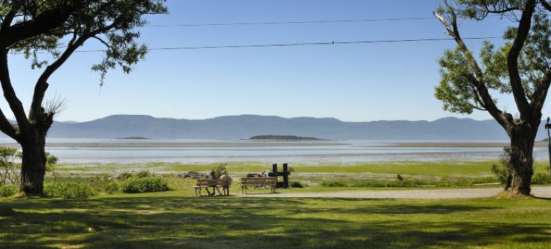 奥贝尔日宾馆伊斯尔-奥克鲁(Auberge Pourvoirie Isle-Aux-Grues)图片