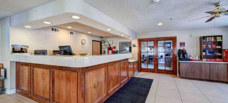 雷丁贝斯特韦斯特SureStay Plus酒店(SureStay Plus Hotel by Best Western Redding)图片