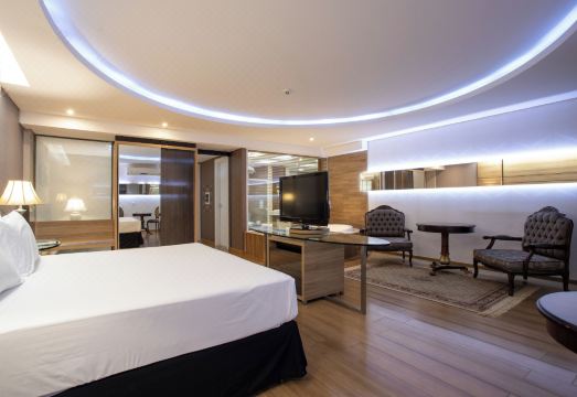 Recanto Cataratas - Thermas, Resort e ConventionHotel Overview