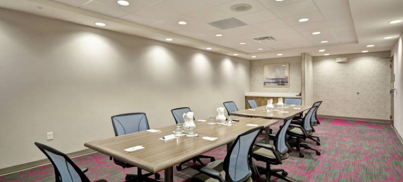 堪萨斯城KU医疗中心希尔顿惠庭套房酒店(Home2 Suites by Hilton Kansas City KU Medical Center)图片