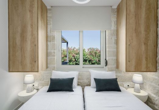 Villa Six Stars is a beachfront villa in Chania, on the island of Crete.Hotel Overview