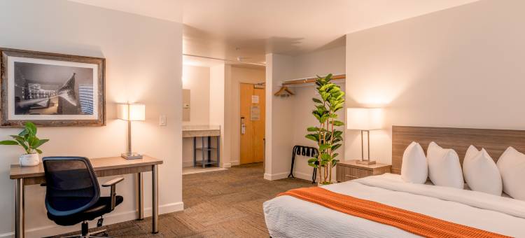 莫斯兰登点旅馆(Inn at Moss Landing Point)图片