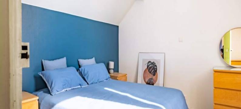 Houses & Villas for 8 People图片