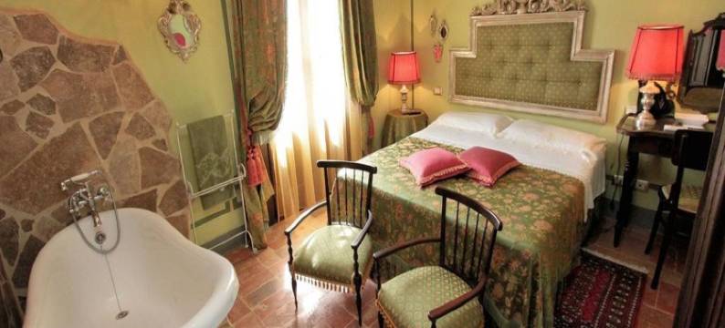 Lago di Chiusi Villa with Pool图片