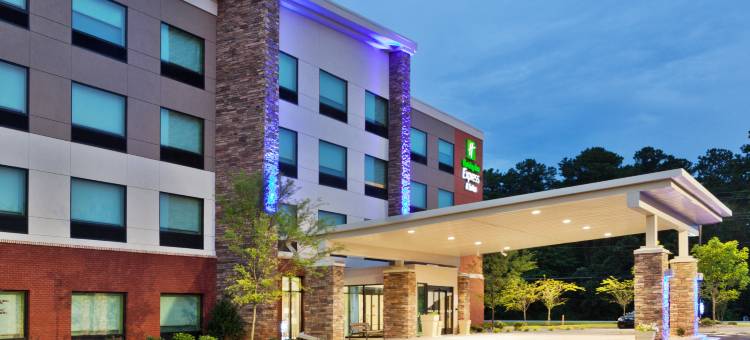 费耶特维尔智选假日快捷套房酒店(Holiday Inn Express & Suites Fayetteville)图片