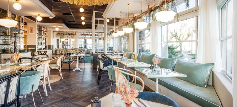 永河畔拉罗什中心美居酒店(Hôtel Mercure la Roche-Sur-Yon Centre)图片