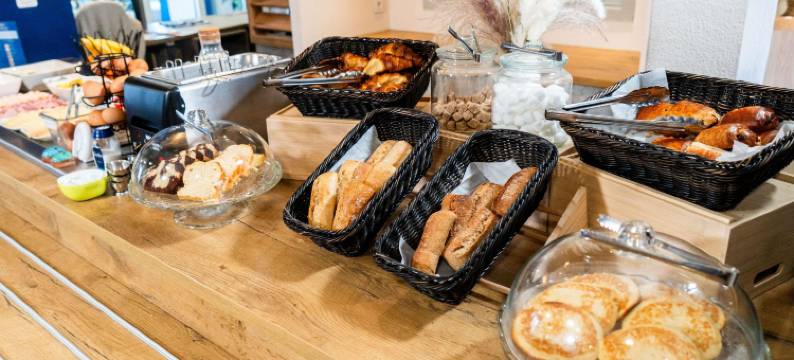 ibis budget 普罗旺斯地区艾克斯莱斯米勒斯酒店(Ibis Budget Aix-en-Provence les Milles)图片