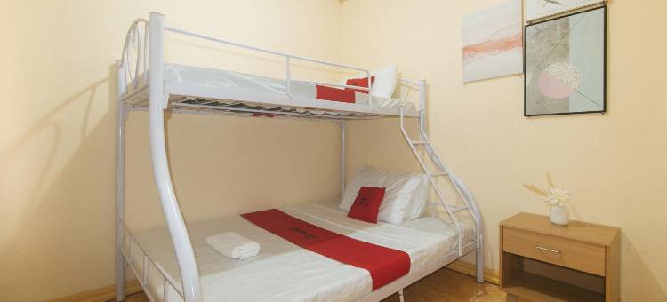 RedDoorz @ Yssa Ademar near Robinsons Jaro图片