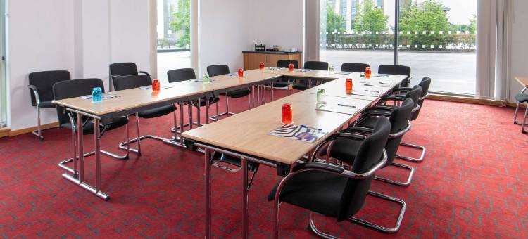 克鲁宜必思尚品酒店(Ibis Styles Crewe)图片