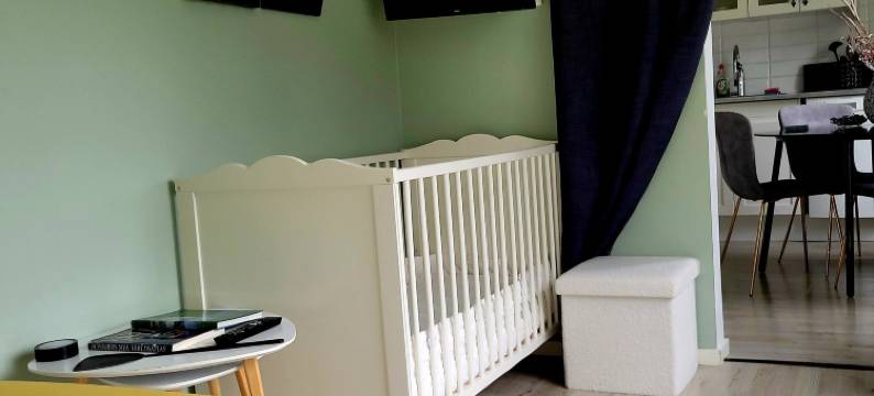 Charming 2-Bedroom Apartment in Rejmyre with Garden View图片