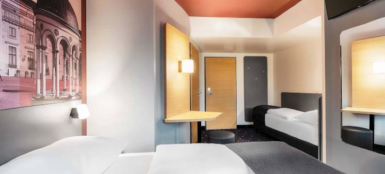 威斯巴登火车总站B&B酒店(B&B HOTEL Wiesbaden-Hbf)图片