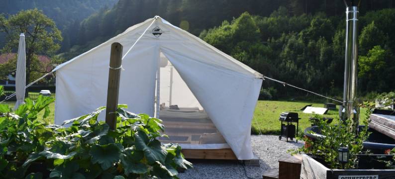 维也纳阿尔卑斯山的野外豪华露营(Wild Glamping in the Vienna Alps)图片