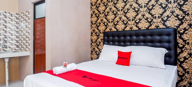 RedDoorz Syariah Near Stasiun Gumilir Cilacap图片