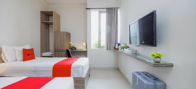 红多兹普拉斯酒店-井里汶市中心(RedDoorz Plus @ Cirebon City Center)图片