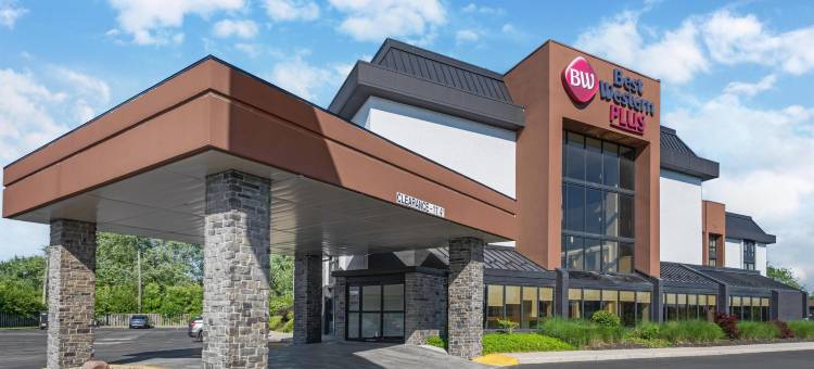 印第安纳波利斯北金字塔贝斯特韦斯特优质酒店(Best Western Plus Indianapolis North at Pyramids)图片