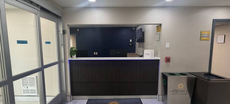 奥本伍斯特拉昆塔温德姆酒店(La Quinta Inn by Wyndham Auburn Worcester)图片