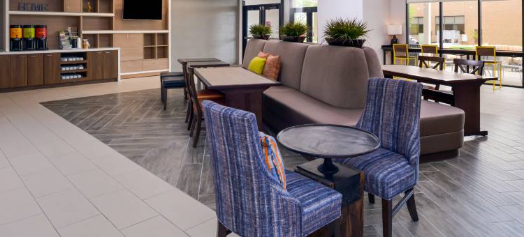 梅里尔维尔希尔顿惠庭套房酒店(Home2 Suites by Hilton Merrillville)图片
