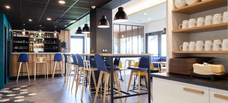 尼奥尔基里亚德酒店-法国门德地区(Kyriad Niort - Espace Mendes-France)图片