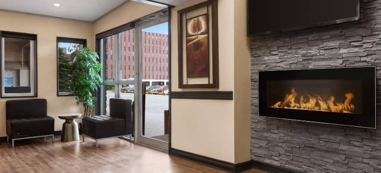 苏圣玛丽戴斯套房酒店(Days Inn & Suites by Wyndham Sault Ste. Marie on)图片