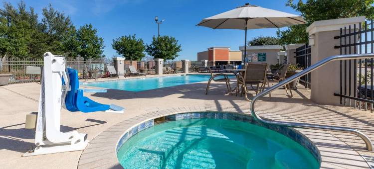 休斯顿西北环城高速8号西路拉昆塔温德姆套房酒店(La Quinta Inn & Suites by Wyndham Houston NW Beltway8/Westrd)图片