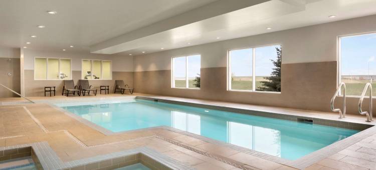 Airdrie Inn and Suites图片