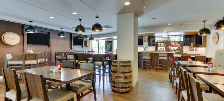 富兰克林假日酒店 - 冷泉(Holiday Inn FRANKLIN - COOL SPRINGS by IHG)图片