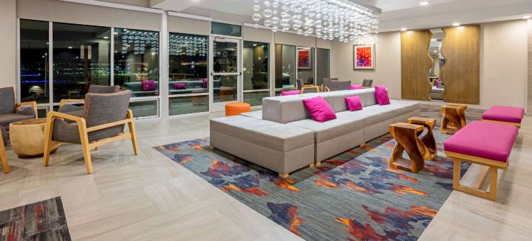 西雅图费多威拉昆塔温德姆套房酒店(La Quinta Inn & Suites by Wyndham Seattle Federal Way)图片