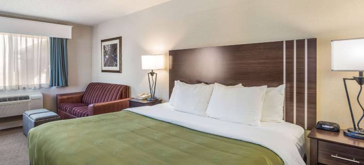 普韦布洛西品质酒店及套房(Quality Inn & Suites Pueblo West)图片